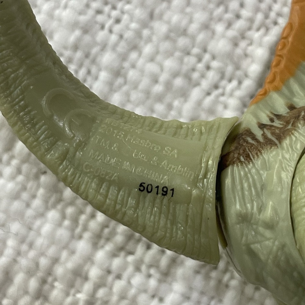 Jurassic World Dinosaur Figure Spinosaurus Chomping Basher & Biter Battle Toy - Picture 5 of 5